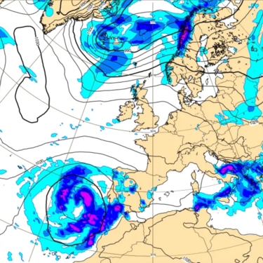 AEMET anuncia una borrasca fría que trae lluvia, tormenta y oleajes fuertes: cinco provincias en alerta 